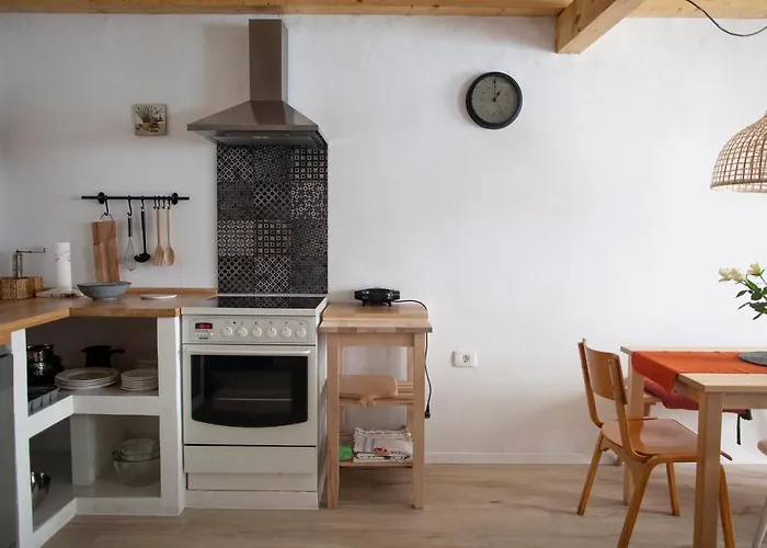 Little House - Hiska 이졸라